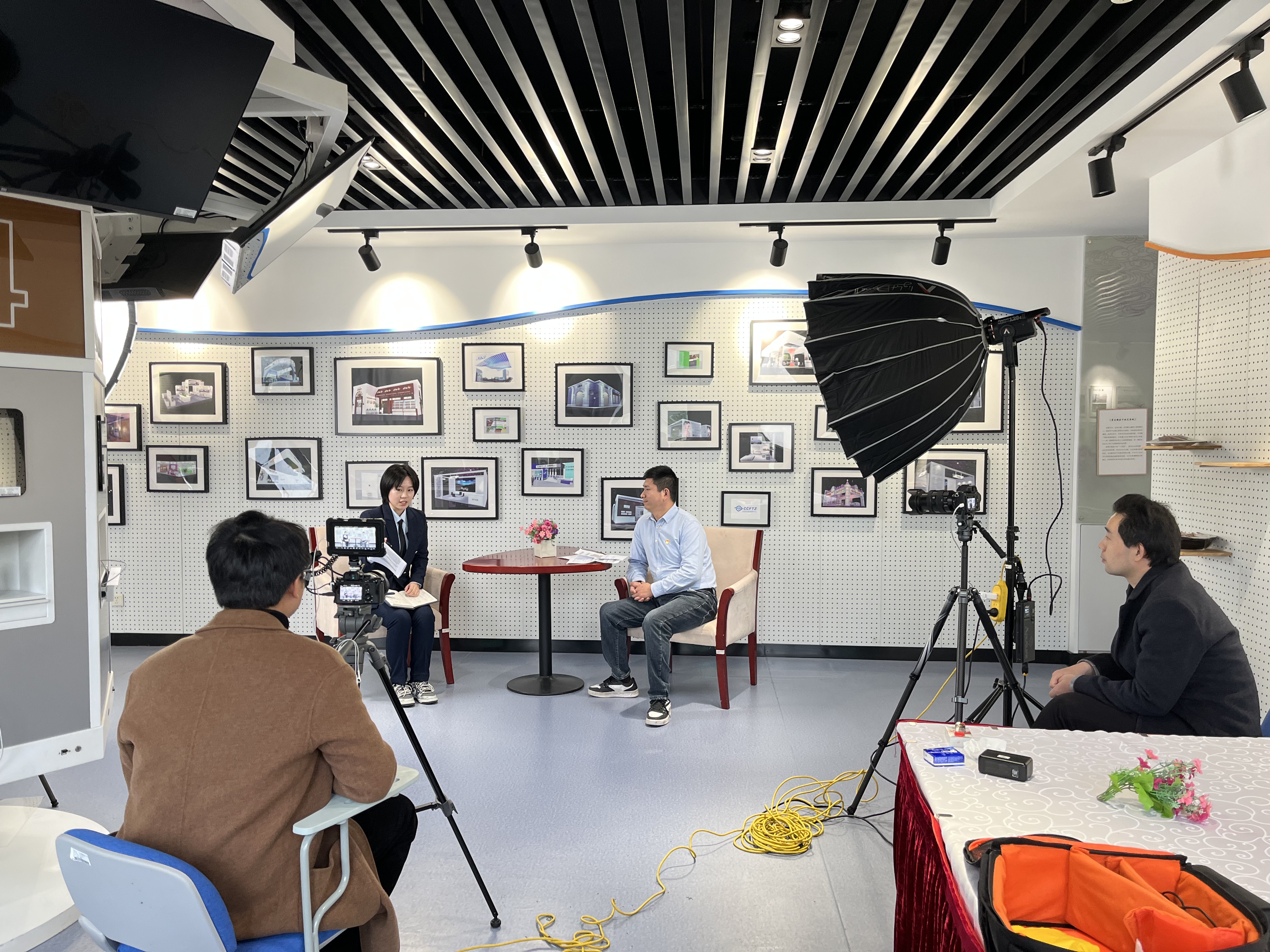 四十载薪火互传递 老校友故事绘新篇——写在《青涧名人堂》第41-44期嘉宾访谈后