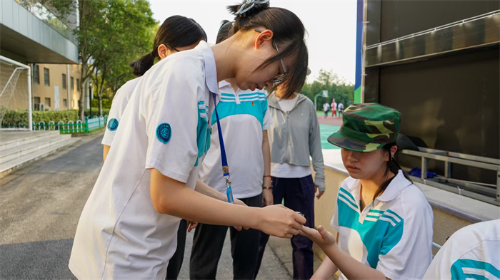 图4.jpg