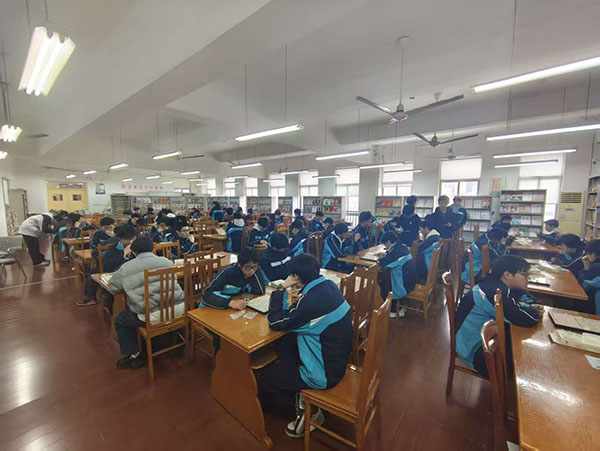 图五(2).jpg 图五(2).jpg